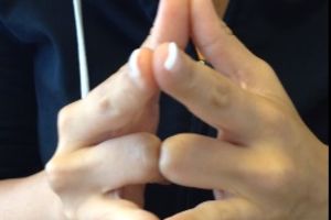 (VIDEO) IZNENADIĆETE SE: Spojite prste na ovaj način i otkrićete nešto neverovatno!