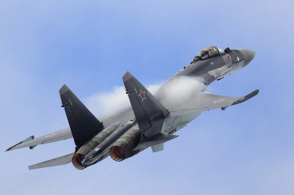BRITANSKI EKSPERT OTKRIVA: Evo zbog čega američki F-35 nikada neće moći da pobedi ruskog Su-35!