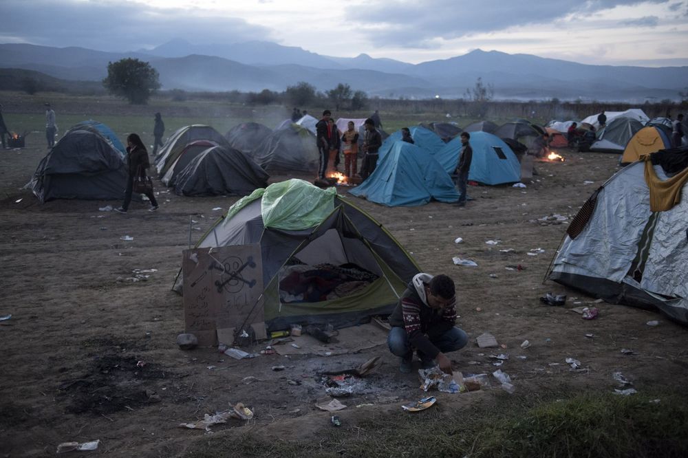 DELO: Razumljivo je da balkanske zemlje neće da budu čekaonica za izbeglice