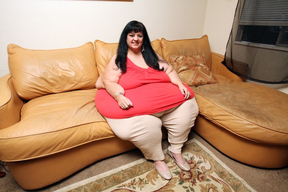 (FOTO) Želela je da bude najdeblja žena na svetu, ali onda je naprasno oslabila 200 kg!