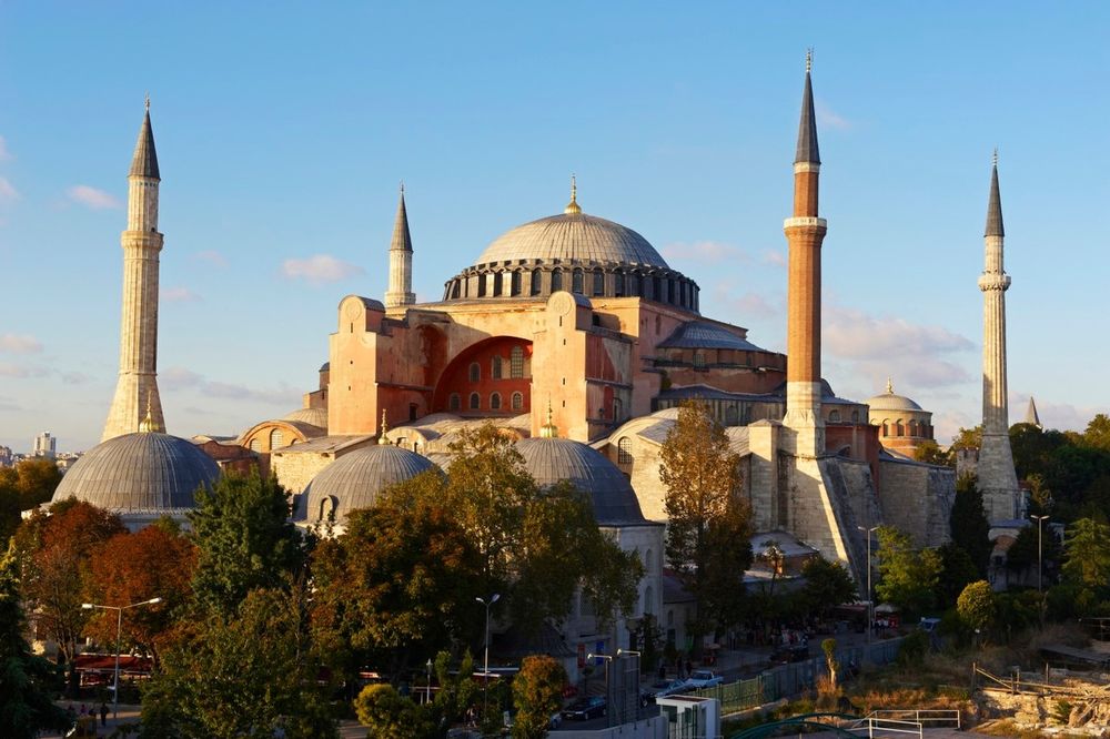 DRŽAVNA DUMA PODRŽALA ZAHTEV DEPUTATA: Turska da vrati hrišćanima Aja Sofiju u znak dobre volje