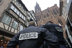 PLANIRAN NOVI NAPAD U PARIZU: Policija uhapsila četvoro islamista