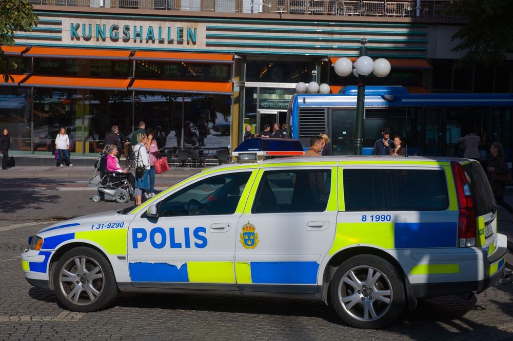 MISTERIOZNO NESTALI U ŠVEDSKOJ: Više od 14.000 ilegalnih migranata kao da je u zemlju propalo!