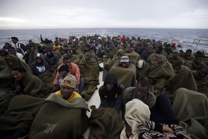 USPEH ITALIJANSKE MORNARICE: Kod libijske obale spaseno skoro 2.000 migranata