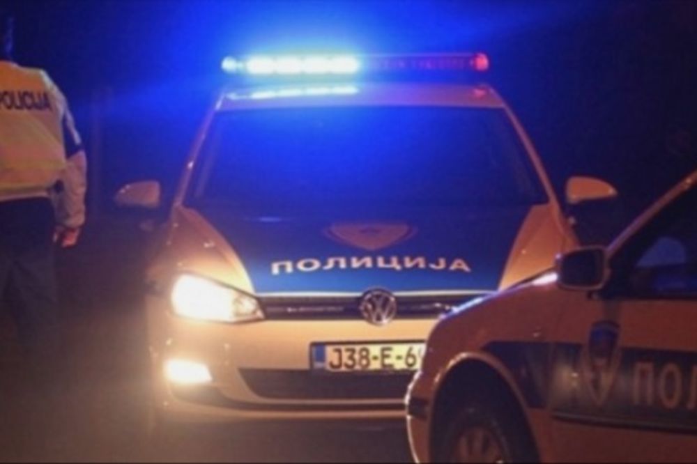 TEŠKA SAOBRAĆAJNA NESREĆA: U sudaru pet vozila poginule dve osobe! (FOTO)
