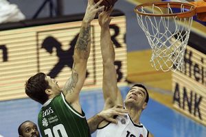 (VIDEO) NBA U BEOGRADU: Blokada, strašna kontra i kucanje u režiji košarkaša Partizana