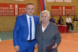 NAMEŠTA IŠČAŠENJA, UGANUĆA... Baka Olga dobila opštinsku nagradu Ljiga za pomaganje sportistima