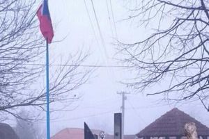 GORAŽDEVAC: Srpska lista će obnoviti uništeni spomenik Srbima