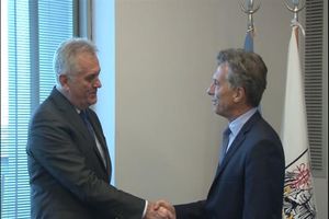 Predsednik Nikolić doputovao u Argentinu na inauguraciju Makrija