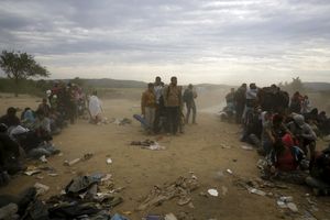 INCIDENT NA GRČKOJ GRANICI: Pakistanski migrant opljačkan i ubijen zbog 400 evra