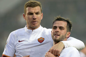 (VIDEO) BOSANCI SAHRANILI VUČICU: Džeko i Pjanić promašili penale, Roma ispala iz kupa