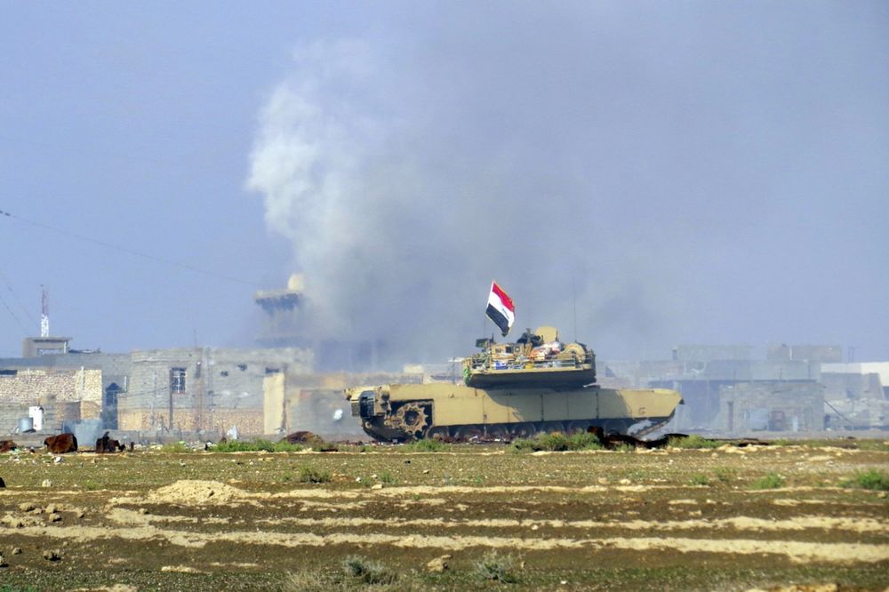 SILOVITI UDARI KOALICIJE: Islamisti izgubili 40 odsto teritorije koju su držali u Iraku