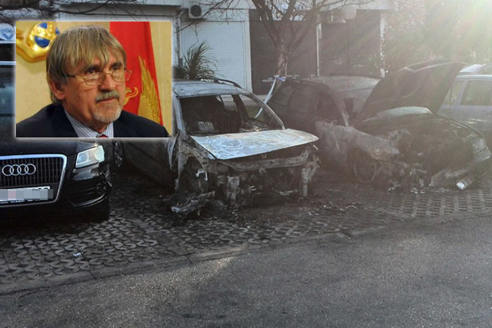 (FOTO) ZAPALILI AUTO BIVŠEG PREDSEDNIKA DIK: "Megan " Ivana Kalezića potpuno izgoreo!