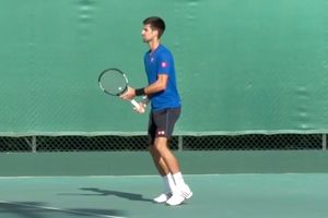 (VIDEO) SA NOVAKOM NEMA ŠALE: Evo kako vas kazni najbolji teniser sveta kada izgubite od njega