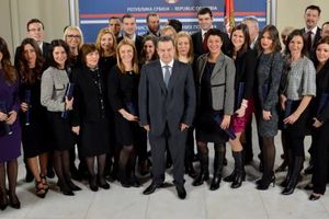 FOTO DIPLOMATSKA AKADEMIJA: Dačić uručio diplome budućim srpskim diplomatama