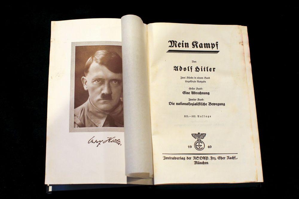 HITLEROV BESTSELER: Majn Kampf jedna od najprodavanijih knjiga u Nemačkoj!