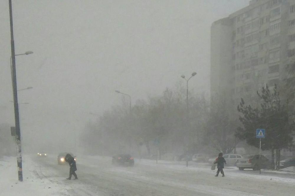 KURIR TV MEĆAVA PARALISALA PRESTONICU: Evo kako izgleda Beograd zavejan snegom