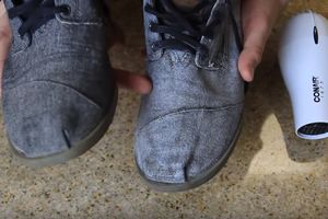 (VIDEO) DANAS OVO MORATE DA ZNATE: Evo kako da vam obuća postane vodootporna za nekoliko minuta!