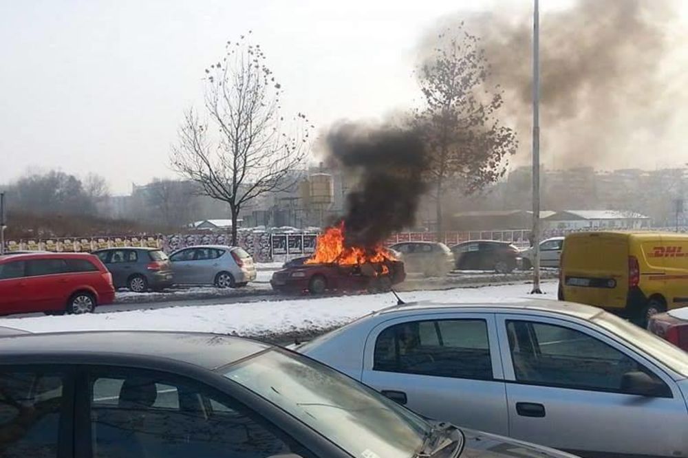 UNIŠTILA IH VATRA: Čak 9 automobila zapaljeno juče u Beogradu, evo zašto!