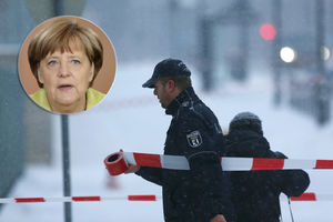 (FOTO) NEMAČKA POLICIJA: Ništa sumnjivo u gajbicama koje su stigle u kabinet Angele Merkel!