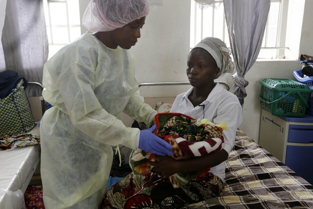 LEPA VEST POSLE 2 GODINE: Kraj epidemije ebole u zapadnoj Africi