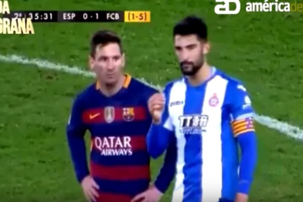(VIDEO) POKAČILI SE USRED MEČA: Evo kako je Mesi odreagovao na provokaciju fudbalera Espanjola