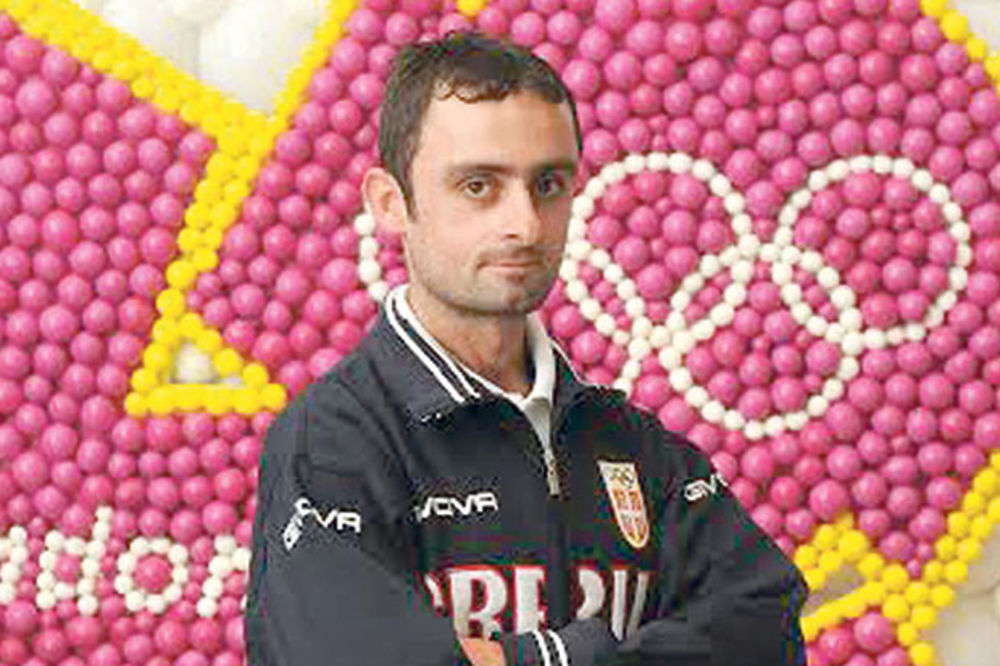 Atletičar Nenad Filipović uz brata Predraga na Olimpijskim igrama