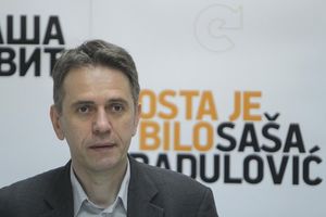 DJB Saša Radulović: Preuranjeno licitiranje koalicijama na Vračaru