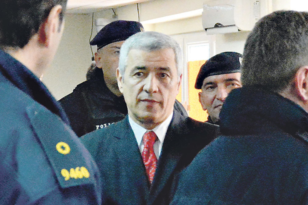 SNF: Presuda Oliveru Ivanoviću je mračan dan za pravdu i pritisak na srpski narod
