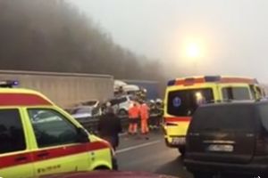 (VIDEO) SLOVENIJA: Pet mrtvih, 30 povređenih u lančanom sudaru 70 vozila