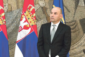 KO ĆE BITI NOVI GAŠIĆ: Direktor BIA novi ministar odbrane?