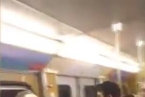 (VIDEO) ŠOKANTAN SNIMAK IZ MINHENA: Migranti u metrou napali penzionere, hvatali ih za vrat