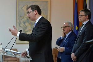 Vučić: Srbija neće biti parking za migrante