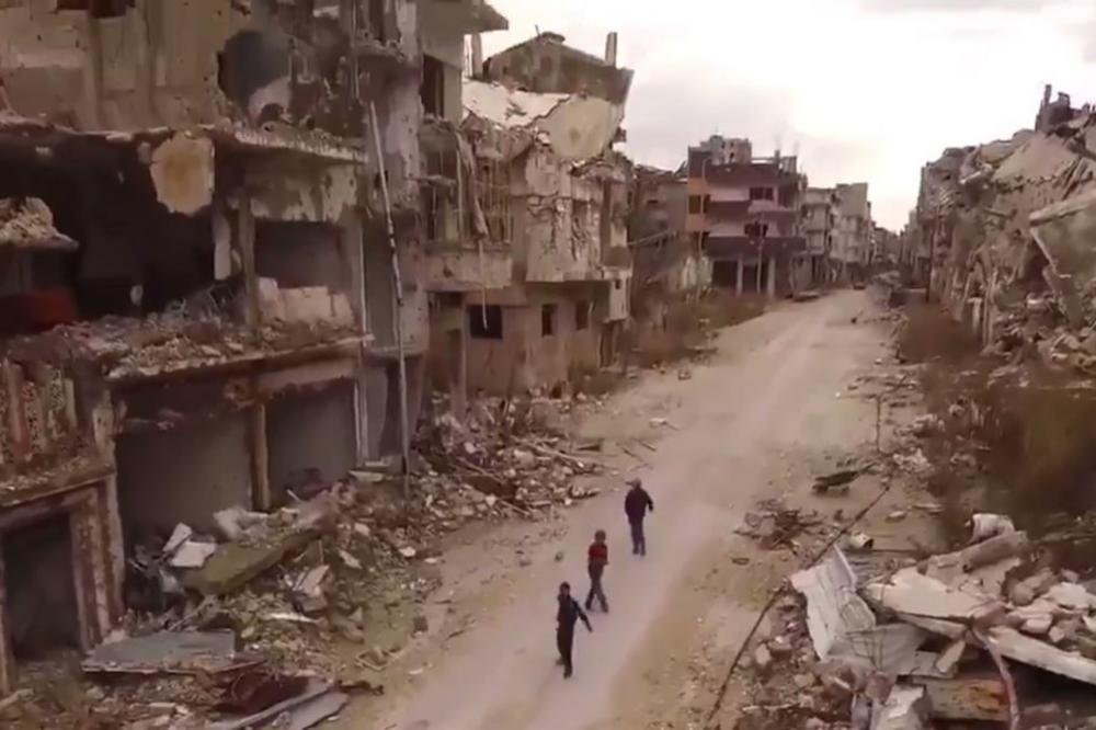 (VIDEO) OSTALI SU SAMO DUHOVI: Sablasni snimci razrušenog sirijskog grada Homsa