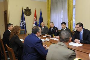 SASTANAK SA KOMANDANTOM NATO: Vučić s Bridlavom o ulozi Kfora