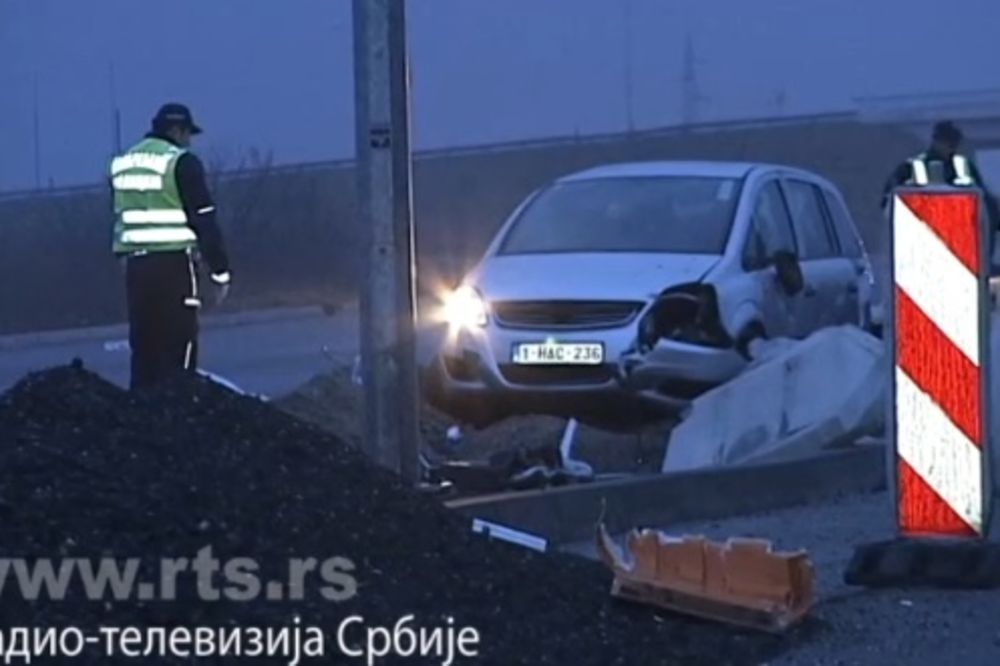 NESREĆA KOD OSTRUŽNIČKOG MOSTA: 1 poginuo, 3 povređeno