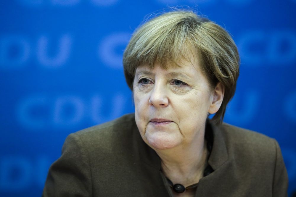 Angela Merkel čestitala Vučiću na pobedi
