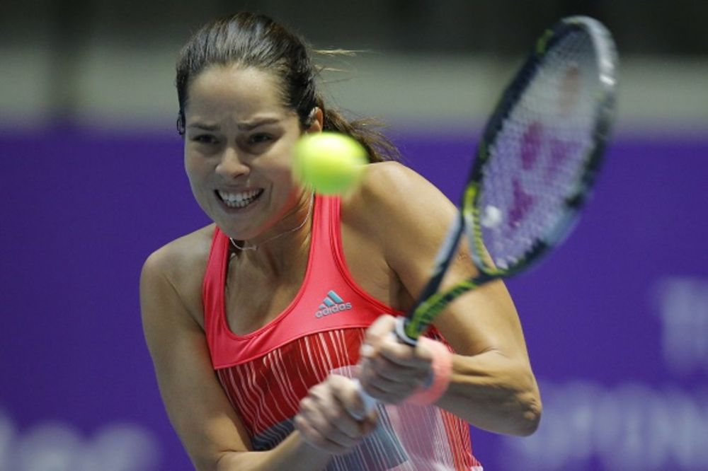OPET BLISTA: Ana Ivanović pobedila Simonu Halep i plasirala se u četvrtfinale turnira u Dubaiju
