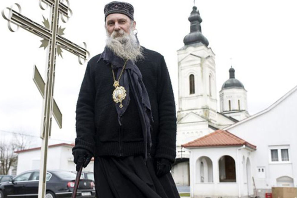 SKANDAL U JASENOVCU: Hrvatska proterala dvojicu vernika Srpske pravoslavne crkve!