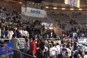 (VIDEO) HAOS U HRVATSKOJ: Masovna tuča navijača Zadra i Cibone