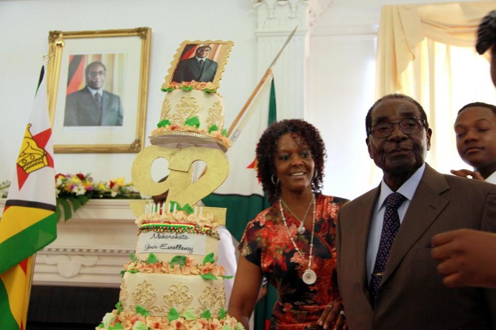 (VIDEO, FOTO) PEDESET HILJADA GOSTIJU: Evo koliko je koštao Mugabeov rođendan