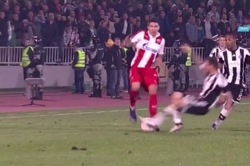 (VIDEO) 3 KOMADA ZA 33 MINUTA: Pogledajte golove Partizana i Zvezde u prvom poluvremenu