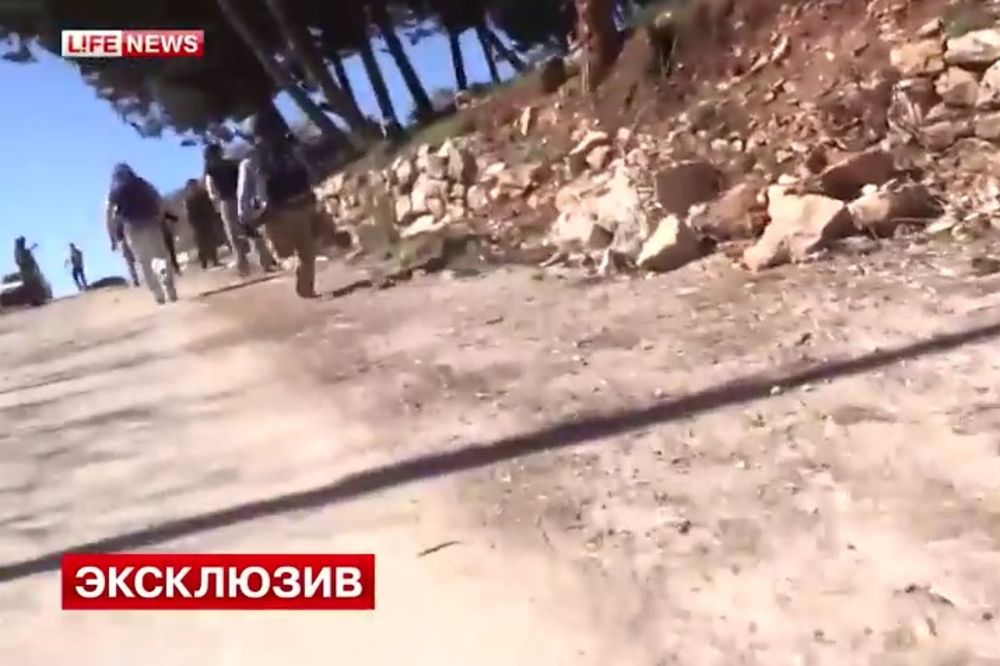 (VIDEO) NAPADNUTI RUSKI NOVINARI U SIRIJI: Artiljerijom po izveštačima kod turske granice