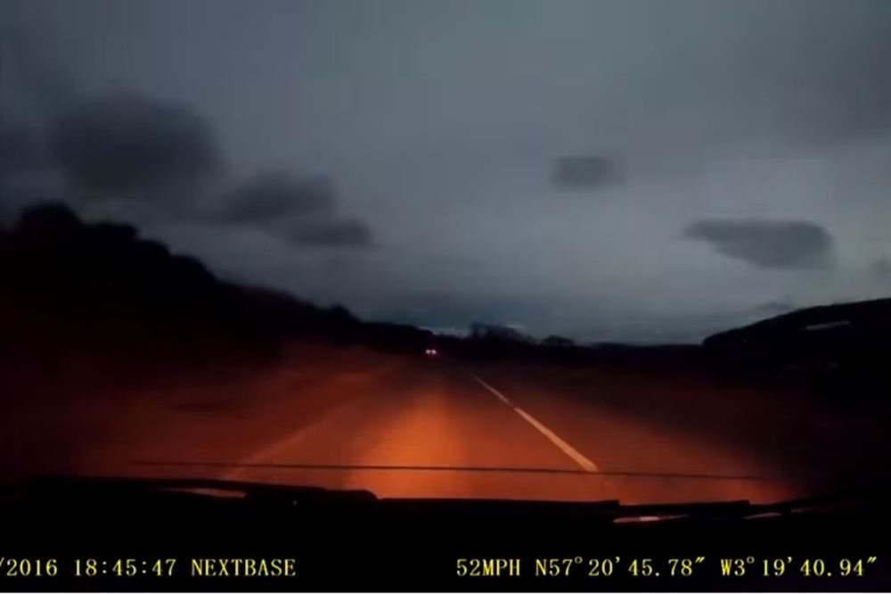 (VIDEO) DA LI JE OVO KRAJ: Meteor u Škotskoj noć odjednom pretvorio u dan