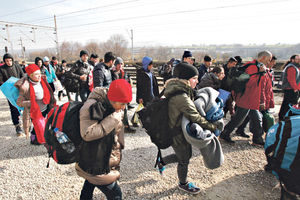 TRI LETA U ČETIRI DANA: Deportovano 135 ilegalnih migranata