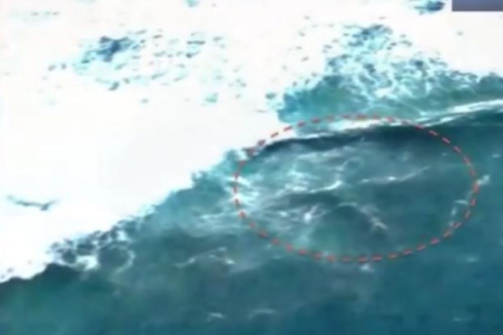 (VIDEO) POTRAGA SE NASTAVLJA: Jedan čovek tvrdi da zna gde se nalazi olupina malezijskog aviona