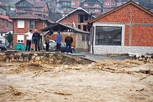NOVOPAZARCI, OPREZ: Lažni procenjivači štete od poplava idu od vrata do vrata