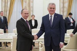 RUSKI MEDIJI: Nikolić obećao Putinu da će Srbija ostati daleko do vojnih saveza
