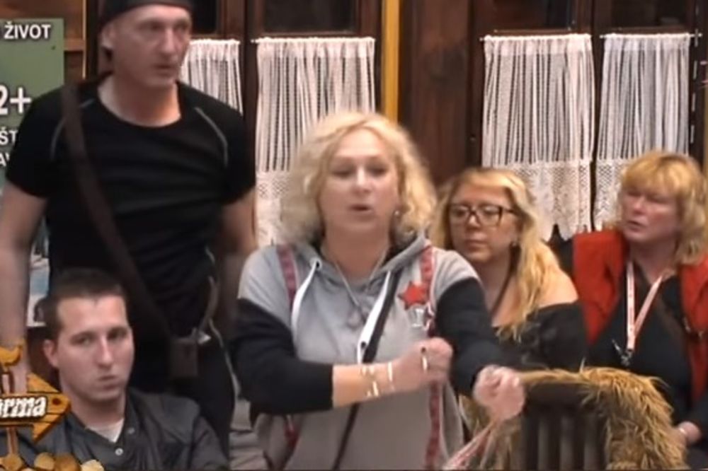 (VIDEO) FARMERI NAPALI MARINU: Ti bi se je.ala zbog brašna!