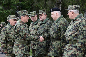ZAŠTITA GRANICE SA BUGARSKOM: General Diković obišao vojne policajce
